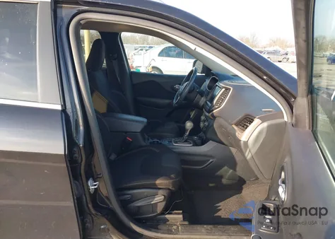 2015 Jeep Cherokee Latitude из США, поврежденный, VIN 1C4PJMCS8FW642035